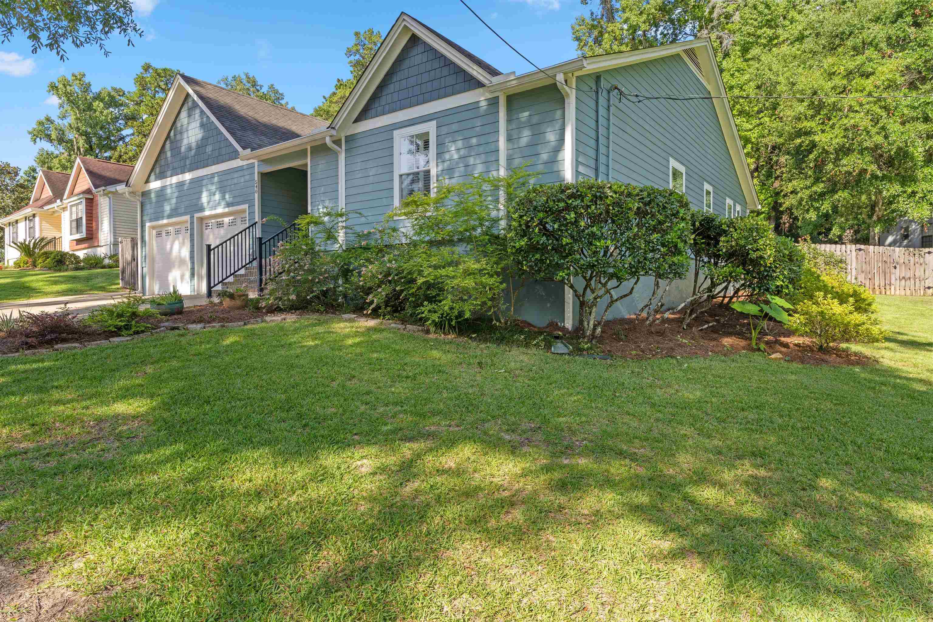 540 Forest Green Drive, Tallahassee, Florida image 2