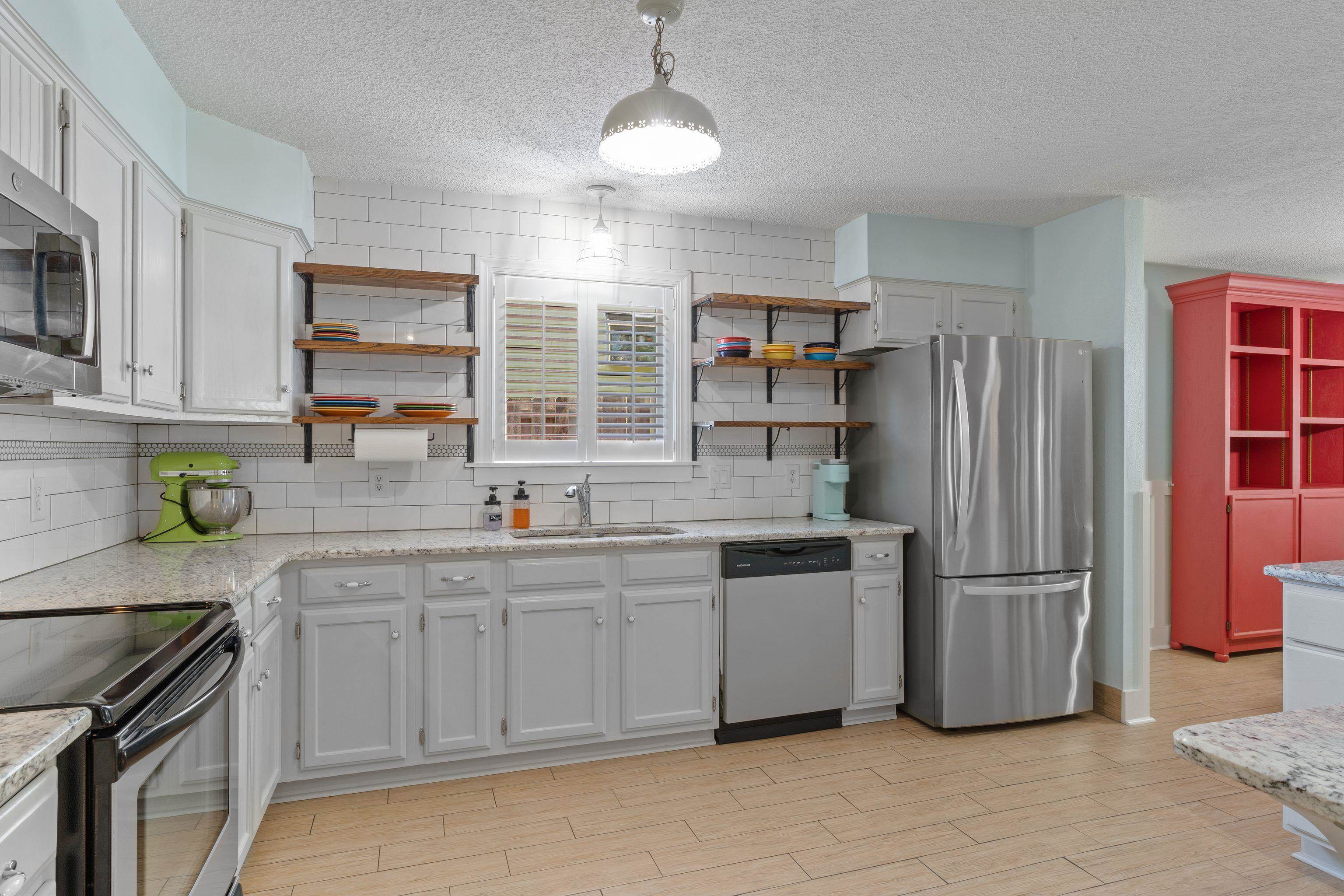 540 Forest Green Drive, Tallahassee, Florida image 9
