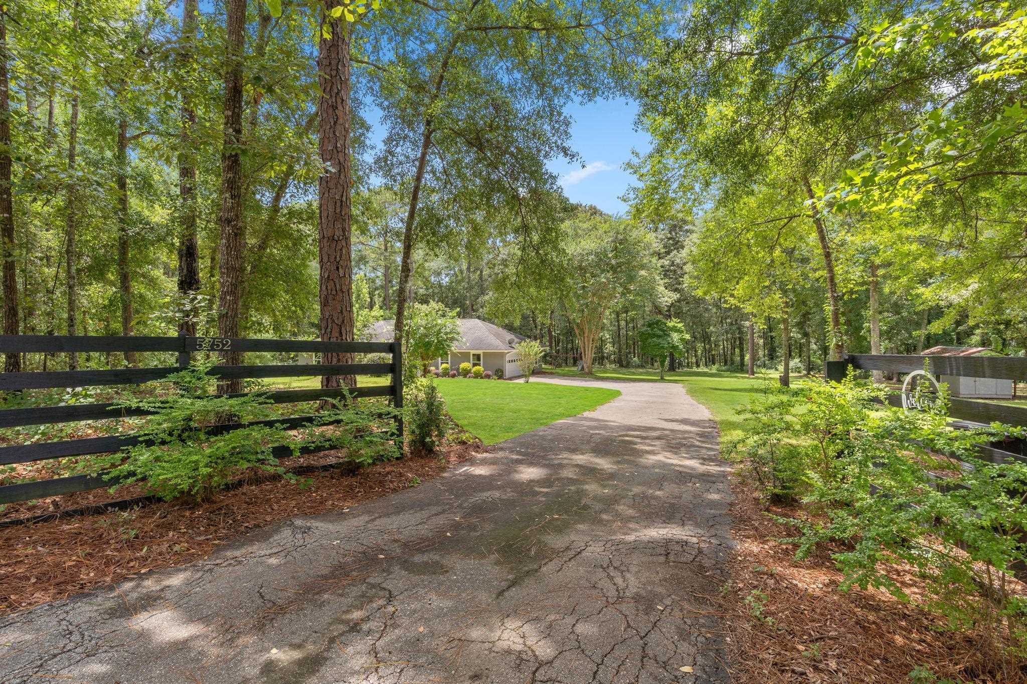 5752 Veterans Memorial Drive, Tallahassee, Florida image 50