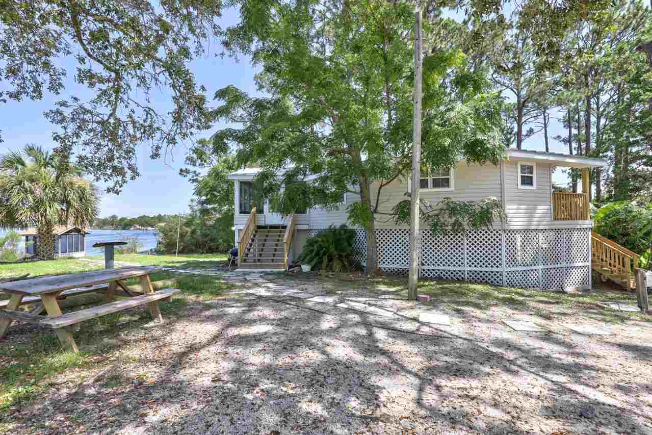 295 River Road, Carrabelle, Florida image 2