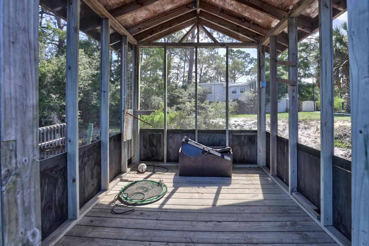 295 River Road, Carrabelle, Florida image 25