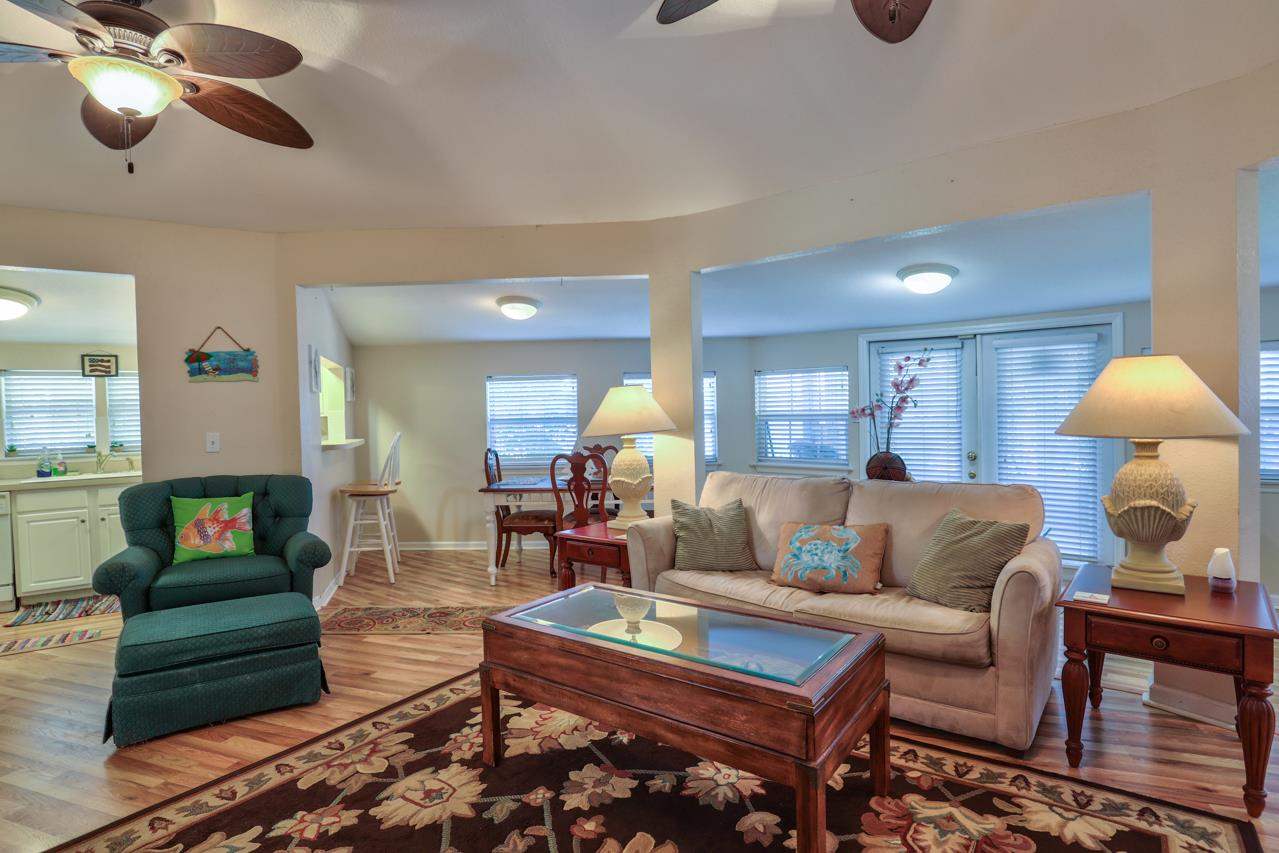 295 River Road, Carrabelle, Florida image 6