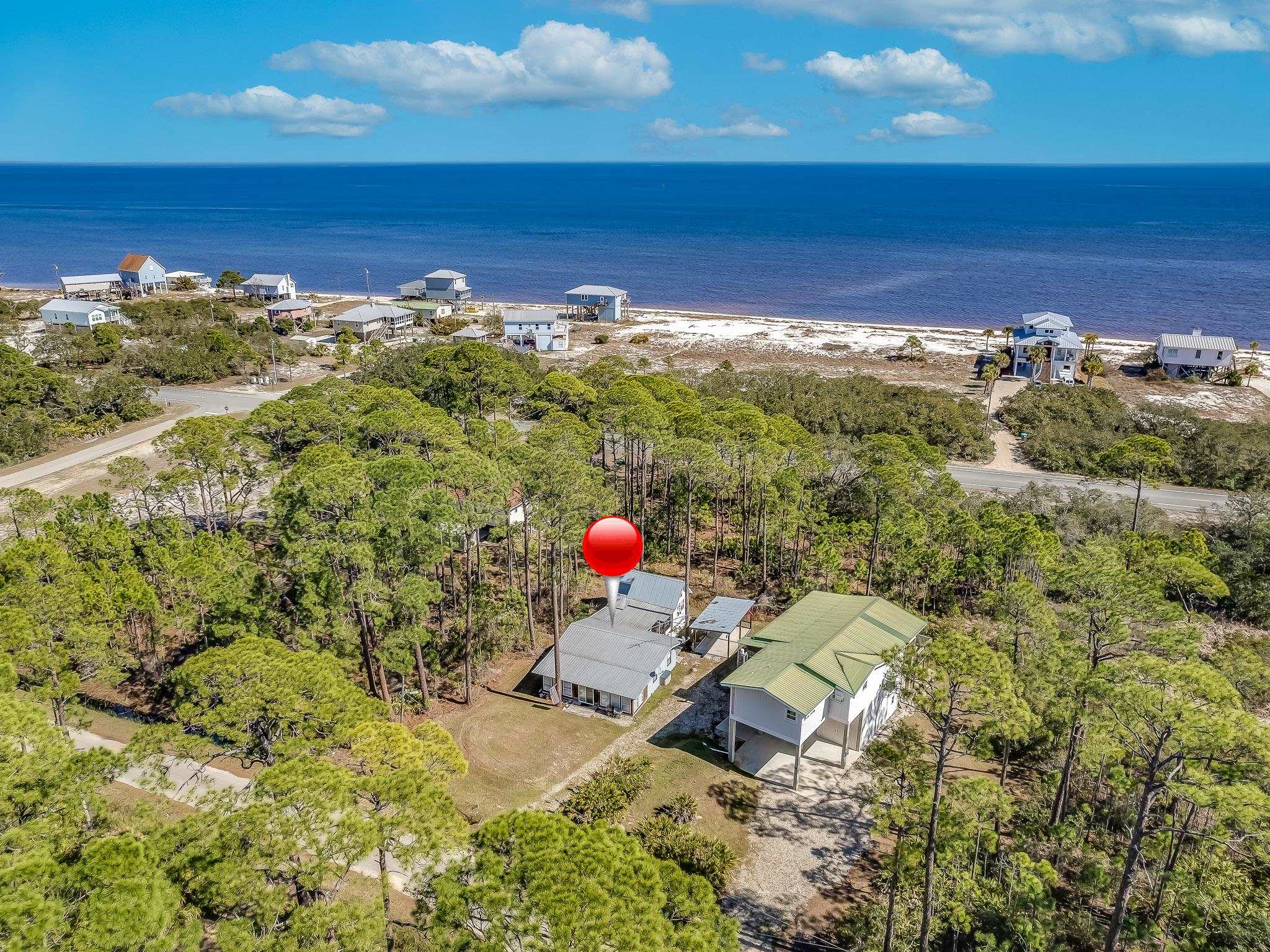 26 Lakeview Drive, ALLIGATOR POINT, FL 