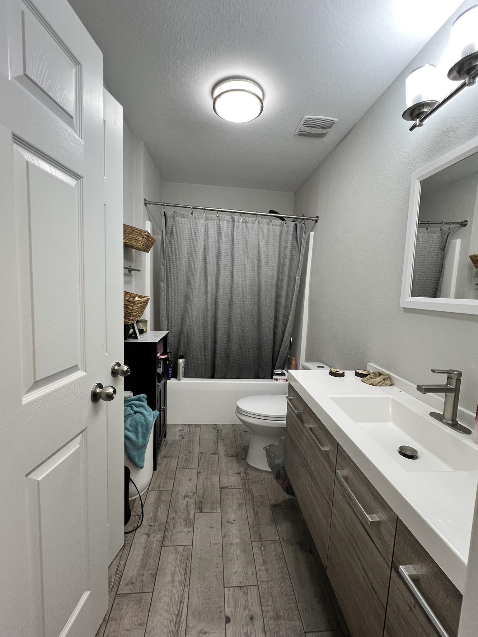 3241 Sawtooth Drive Homes for Sale and Rent by TLH Realty in the