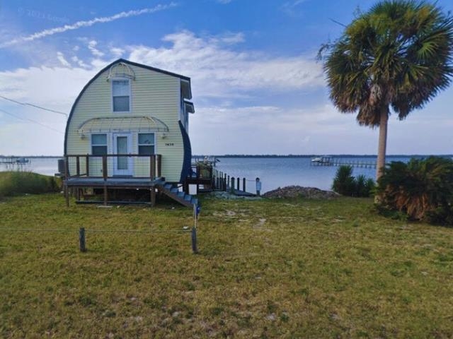 1630 Alligator Drive, ALLIGATOR POINT, Florida image 1