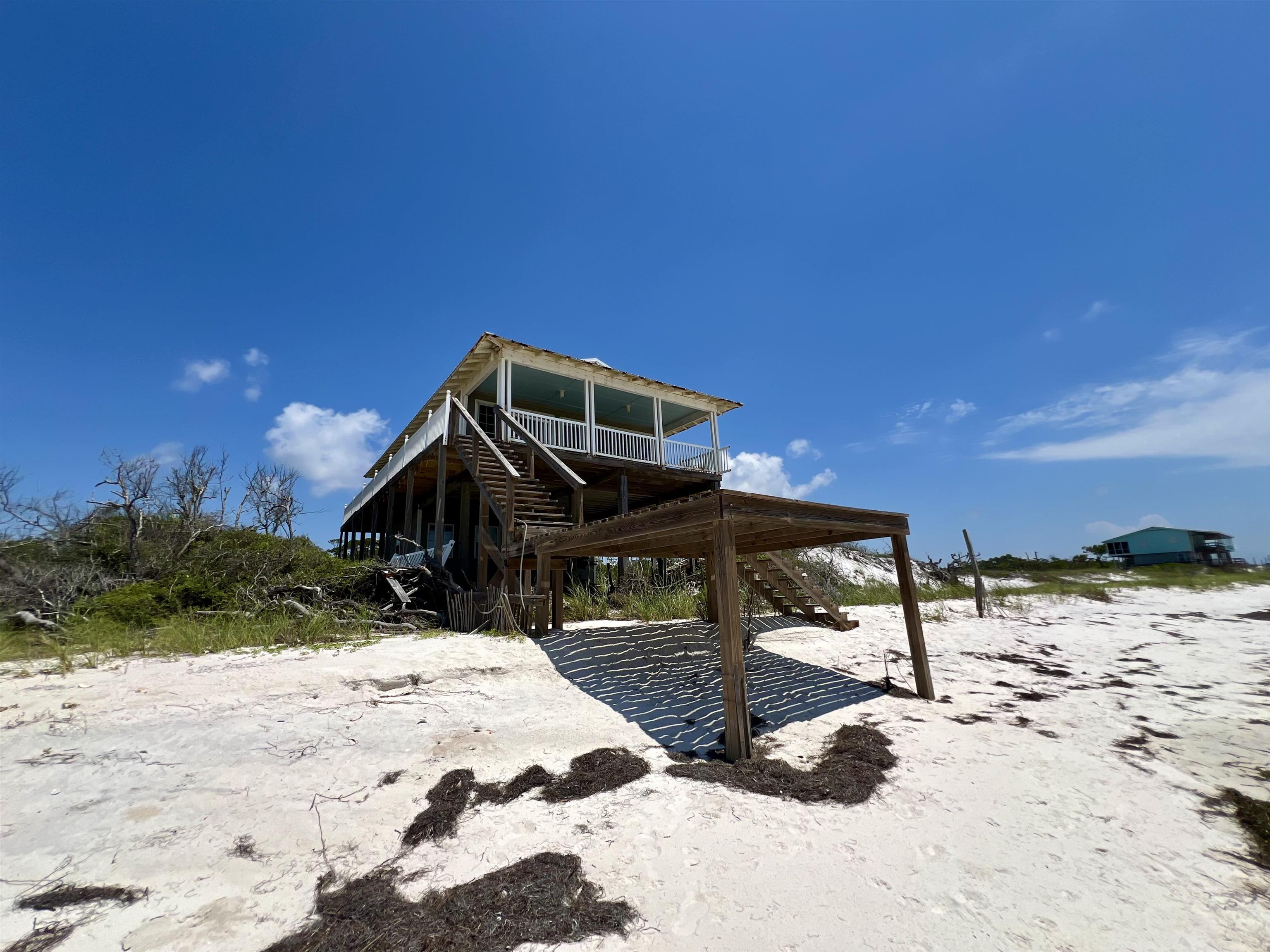 508 Gulf Shore Drive, CARRABELLE, Florida image 2