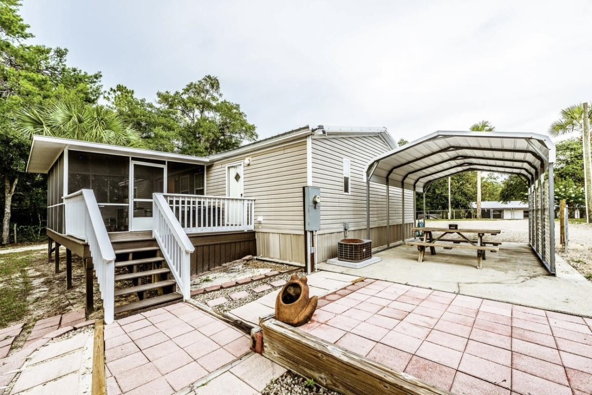 1411 &1415 Cedar Street, STEINHATCHEE, Florida image 6