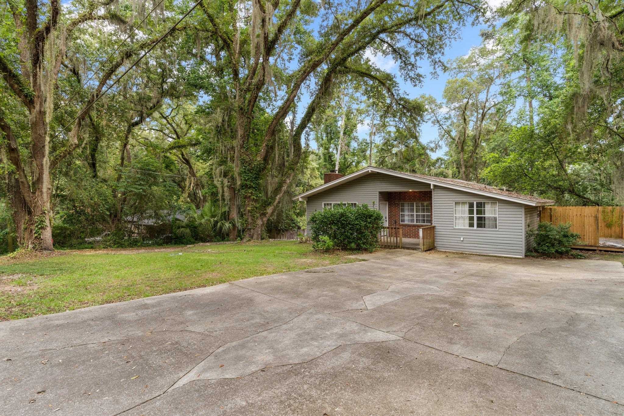 1717 Sunset Lane, TALLAHASSEE, Florida image 2