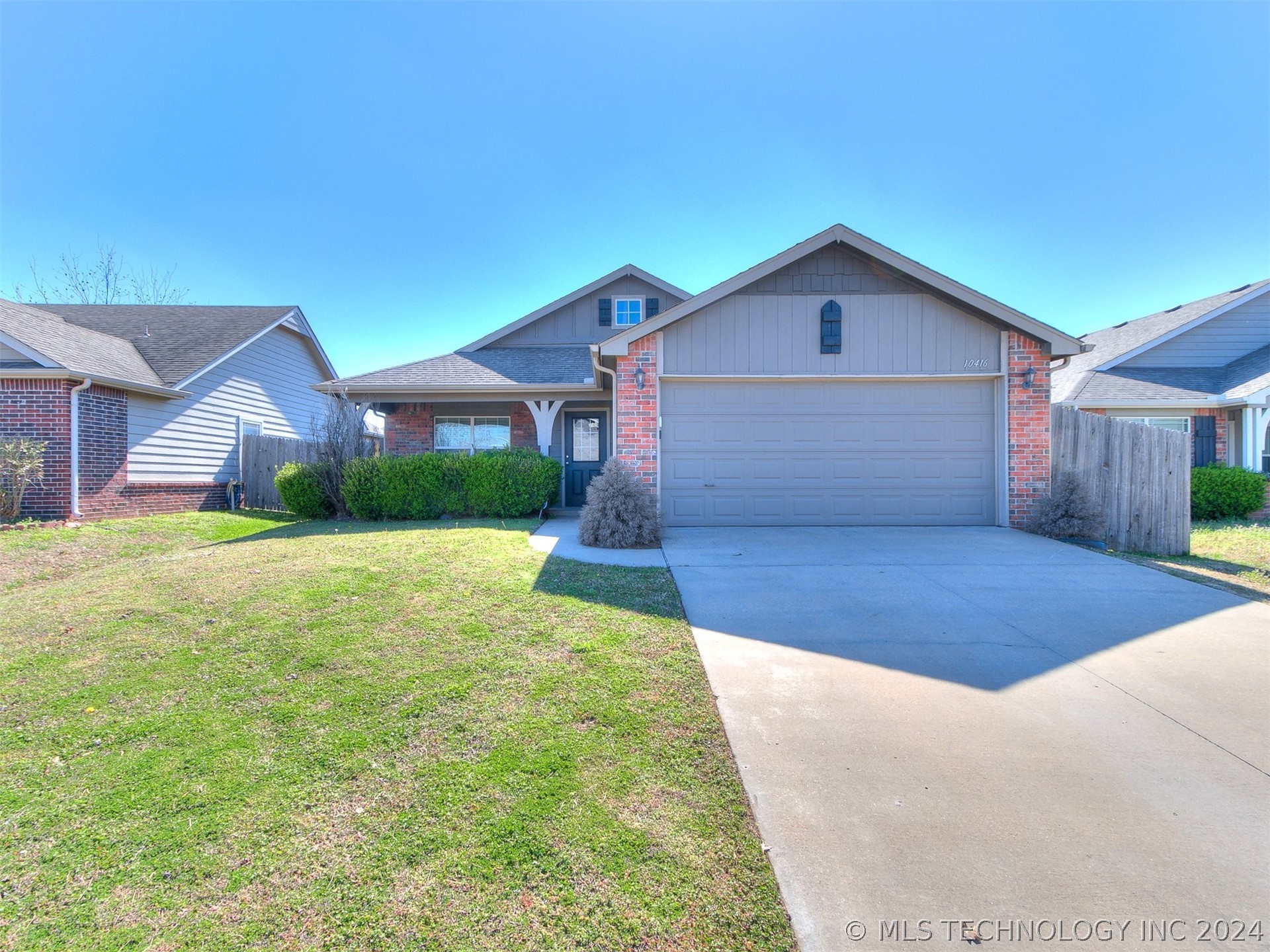 10416 S Olmsted Place, Jenks, OK 74037