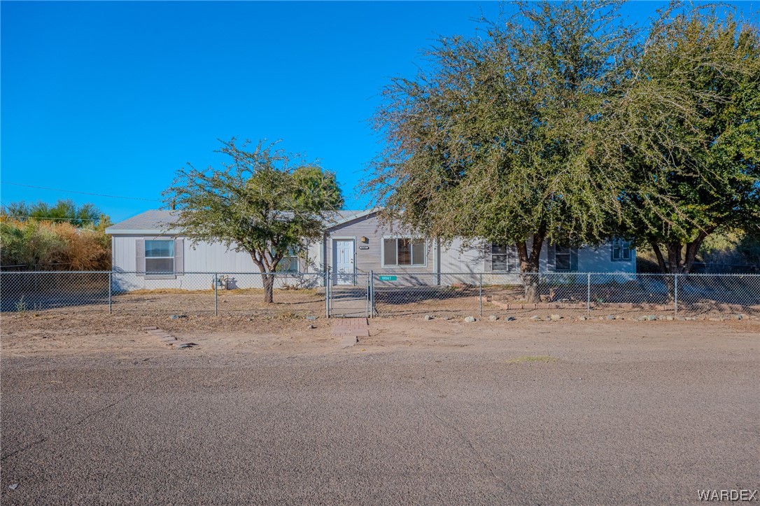 Photo of 10567 S Mountain View Road, Mohave Valley, AZ 86440